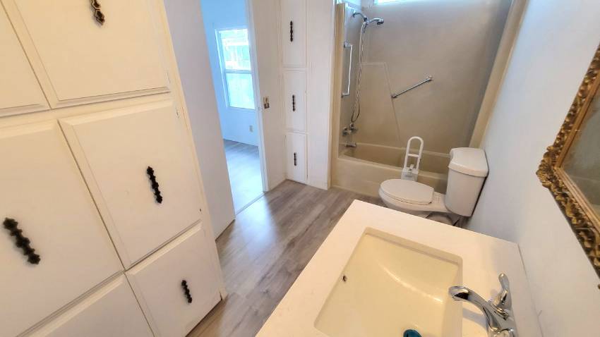 217 Green Haven Dr. W. a Dundee, FL Mobile or Manufactured Home for Sale